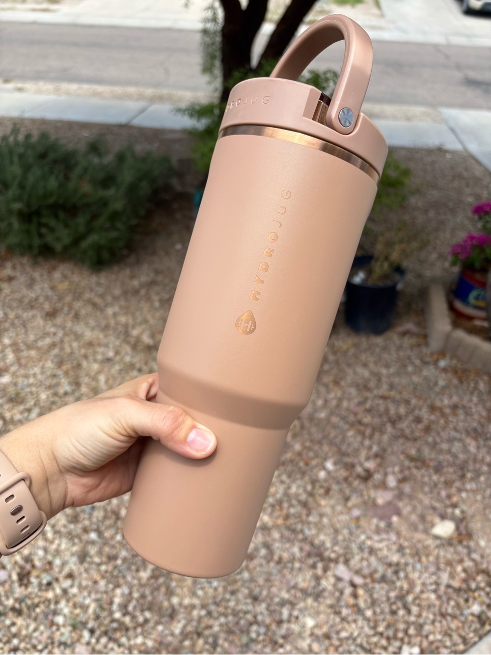 ‘Caramel’ HydroJug sport 40 oz
